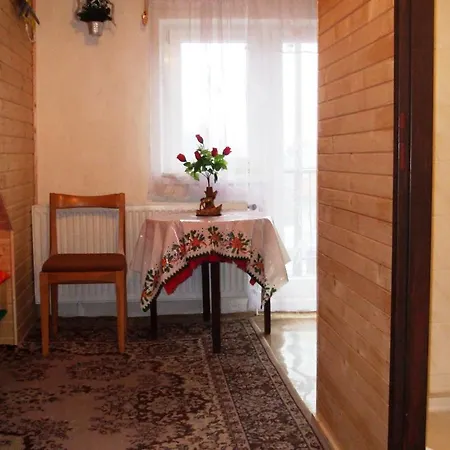 Gasthuis Holiday House Mirika 3*