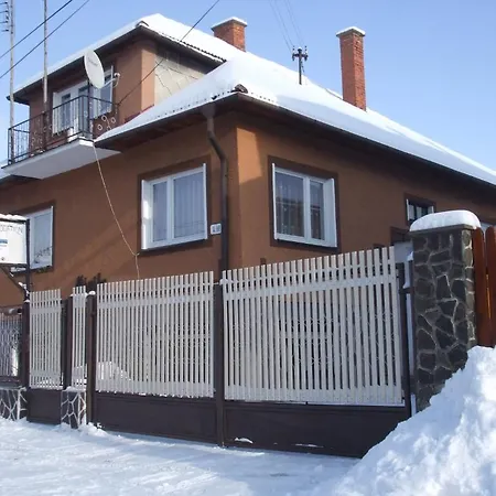 Holiday House Mirika 3* Svaty Kriz